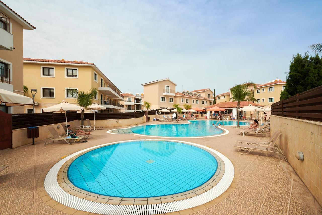 Kyklades Angie Resort Protaras Luaran gambar