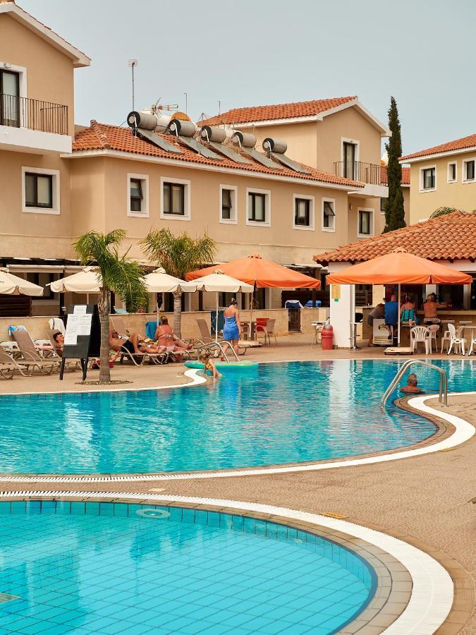 Kyklades Angie Resort Protaras Luaran gambar